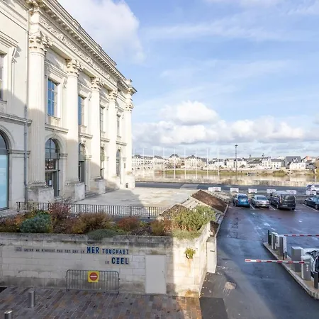 Appartement Le Moliere Vue Sur Loire Saumur Exterior photo
